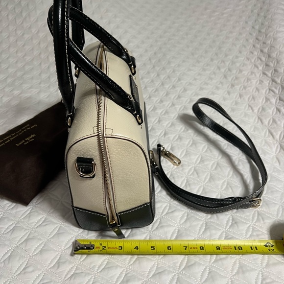 Bag - Picture 3 of 8